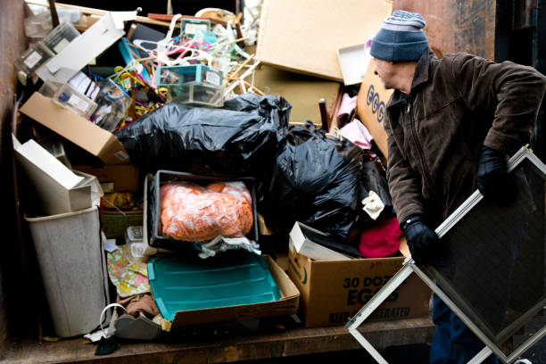 Best Construction Debris Removal  in Richmond, IL