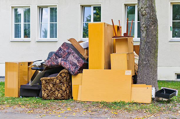 Best Commercial Cleanout Services  in Richmond, IL